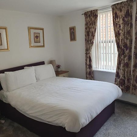 Chartwell Retreat Apartment วิทบี ภายนอก รูปภาพ
